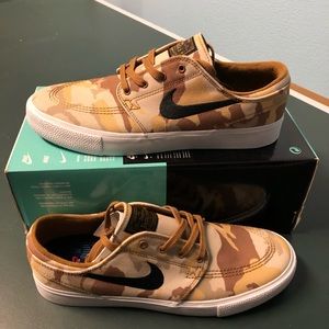 Nike Zoom Janoski Canvas Premium SB ‘light camo’